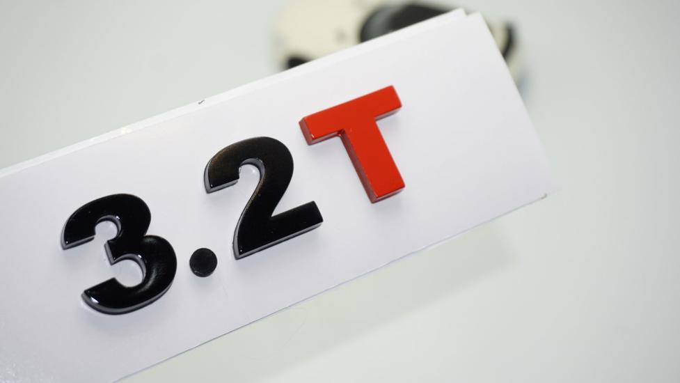 DK Tuning 3.2T Bagaj Siyah Kırmızı Yazı Logo Volkswagen İle Uyumlu