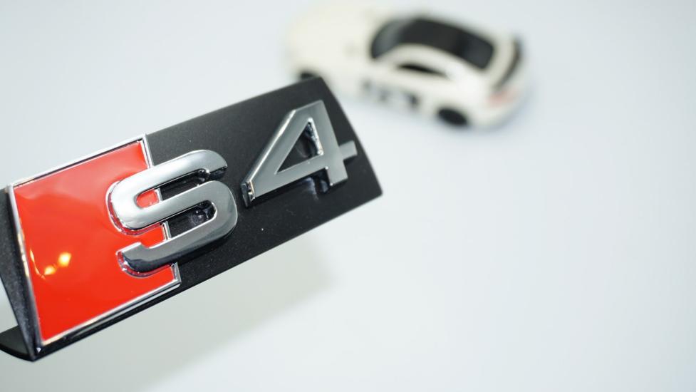 DK Tuning S4 Gümüş Kırmızı 3D Ön Panjur Logo Audi İle Uyumlu
