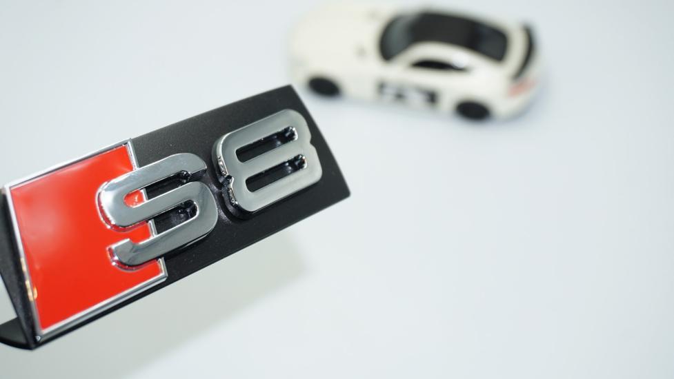 DK Tuning S8 Gümüş Kırmızı 3D Ön Panjur Logo Audi İle Uyumlu