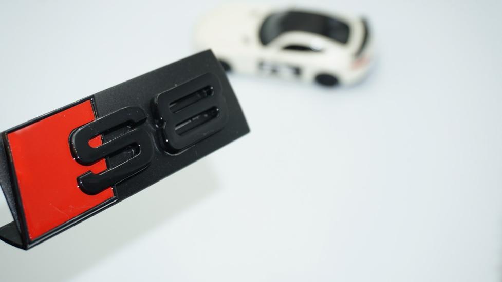 DK Tuning S8 Siyah Kırmızı 3D Ön Panjur Logo Audi İle Uyumlu