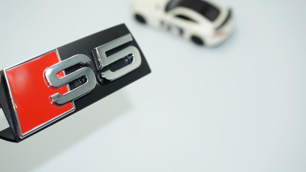 DK Tuning S5 Gümüş Kırmızı 3D Ön Panjur Logo Audi İle Uyumlu