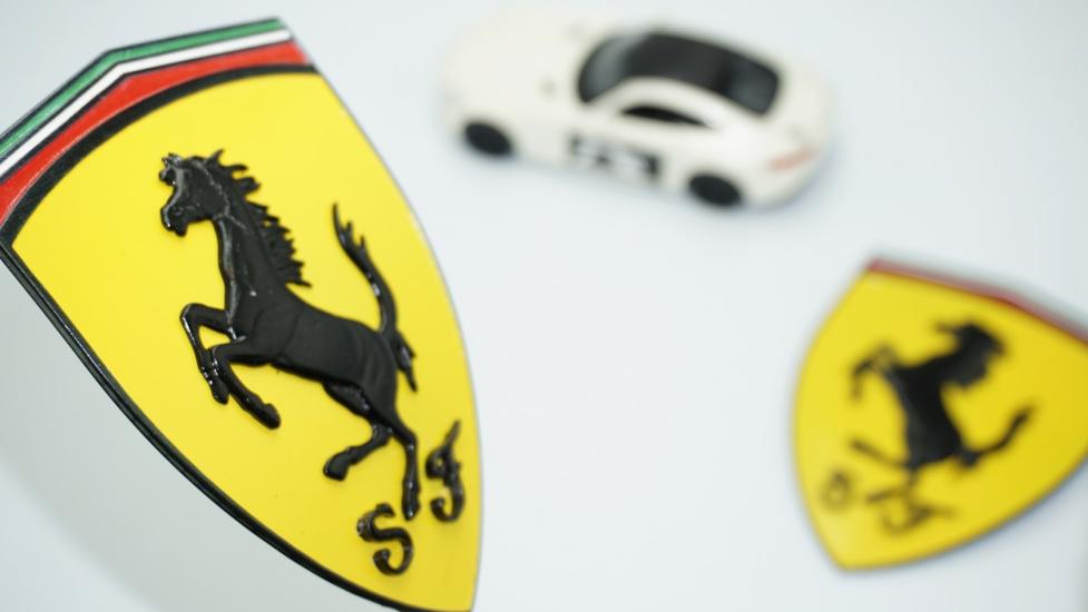 DK Tuning Ferrari Scuderia Çamurluk Yanı 3M 3D Kabartma Logo Seti